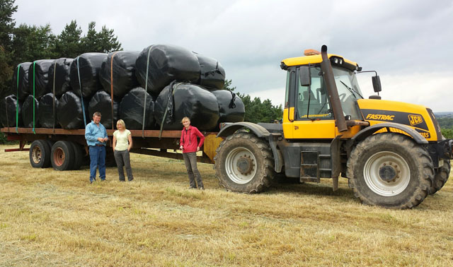 Agricultural Contractor - Bale Carting